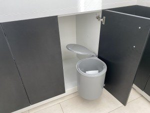 Dust bin round PVC